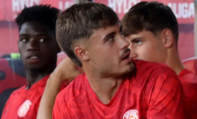 Hugo Rincón fue sustituido tras un golpe en el ojo en el amistoso contra el Wolves