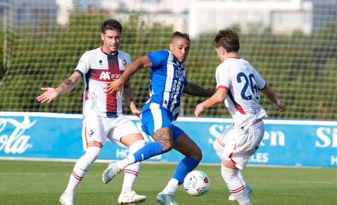 Mariano y Parada se cuelan en el ensayo general de Coudet mientras Diarra arrastra problemas