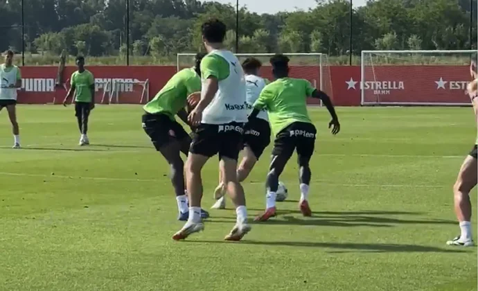 Iván Martín, Abel Ruiz, Van de Beek y Miguel, ausentes en el entrenamiento del Girona por lesión