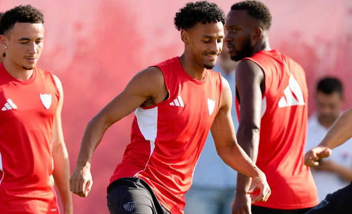 El Sevilla se ejercita este jueves sin los cinco lesionados