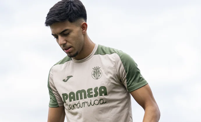 El Villarreal comunica el alta de Akhomach, listo para volver a tener minutos