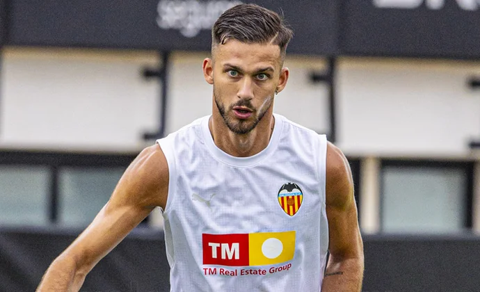 Copete toma el mando en defensa en el ensayo general