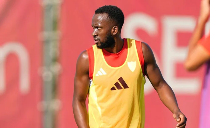 Última sesión del Sevilla antes de viajar a Toulouse con siete bajas