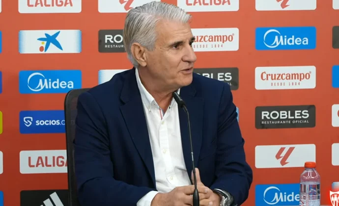 Cordón presenta a Vlachodimos y habla de las inscripciones, el mercado, Álvaro y las salidas