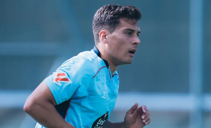 El Celta hace oficial la promoción de Manu Fernández al primer equipo