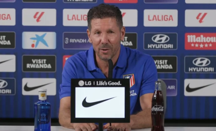 Simeone analiza la llegada de los fichajes y habla de la posición de Baena