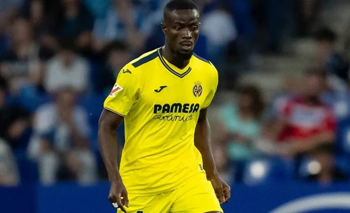 Eric Bailly acepta la oferta del Real Oviedo