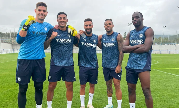 El Alavés empieza la semana de trabajo con Hugo Novoa en la enfermería