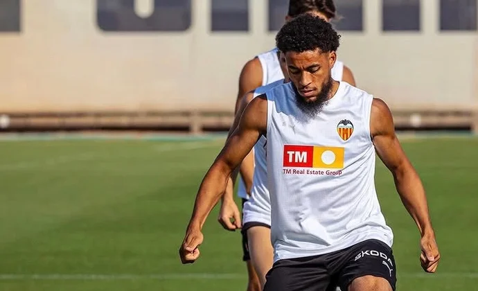 Thierry, Almeida y Dimitrievski empiezan la semana con el grupo