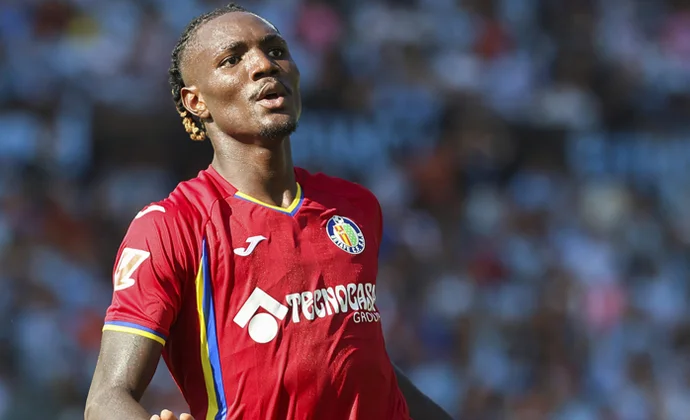 El Getafe ya no pide la cláusula por Uche y se abre a negociar