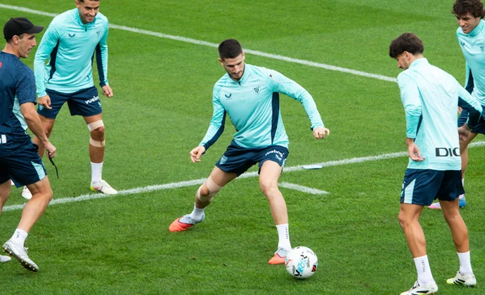 Sancet, Prados y Unai Gómez inician su incorporación progresiva al grupo