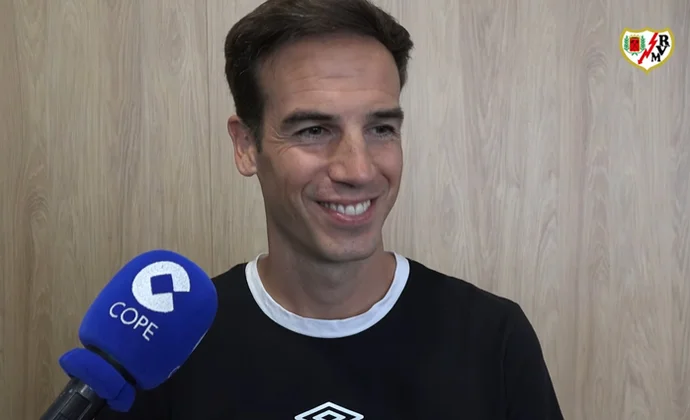 Íñigo Pérez expresa sus sensaciones y habla de Luiz Felipe, Valentín, el once de mañana y el Neman Grodno