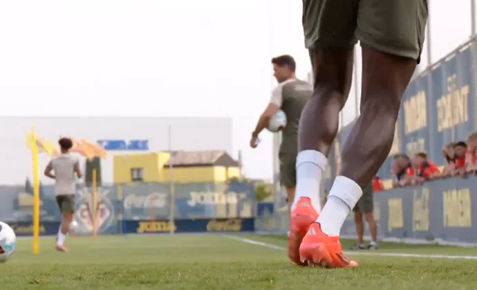 Foyth y Pépé gestionan las cargas, Ayoze sigue al margen y Gerard solo estará dos semanas fuera