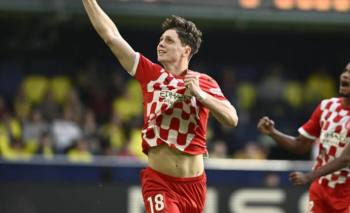 Wolves llega a un acuerdo con Krejci y medita pagar la cláusula