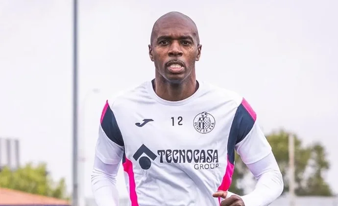 El Getafe aparca la decisión sobre Nyom hasta que se inscriban los seis jugadores sin ficha