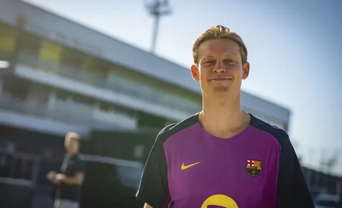 De Jong, al margen al haber dormido poco tras su segunda paternidad