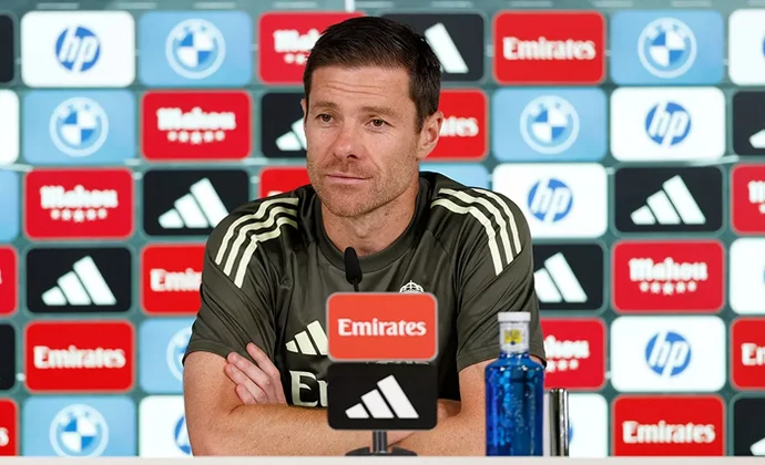 Alonso habla de Mastantuono, Vinicius, Rodrygo, Bellingham, Mbappé, Cazorla, el sistema y el balón parado