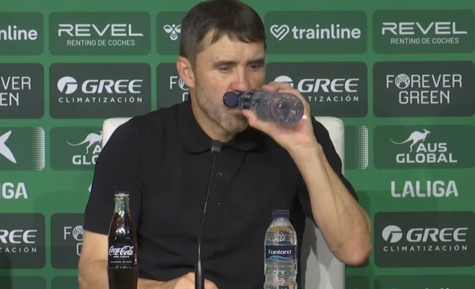 Coudet analizó la derrota y explicó el fichaje de Lucas Boyé