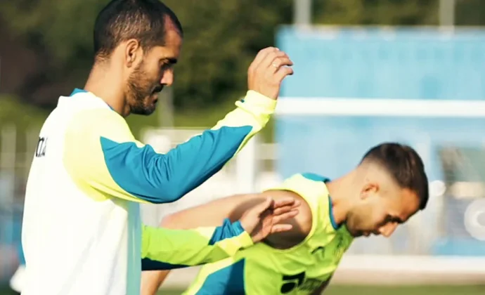 Mayoral completa otra sesión y Juanmi evoluciona de su tratamiento capilar