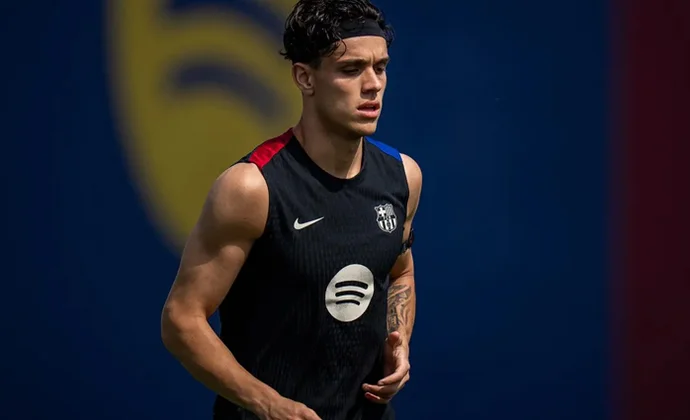 Héctor Fort, paciente, espera más ofertas en la recta final del mercado