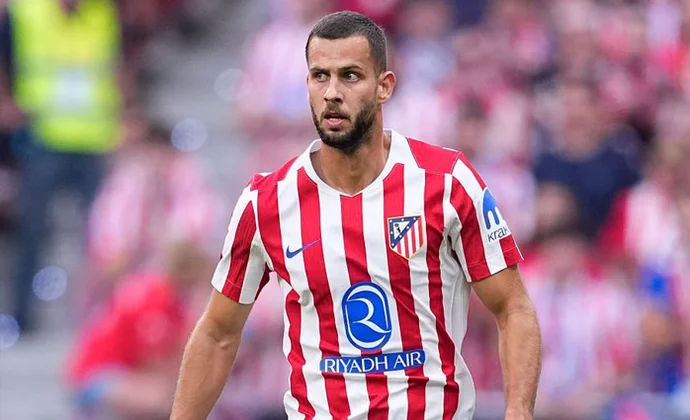 Hancko, brotes verdes en medio de las dudas defensivas