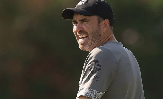 Alavés entrena con Lucas Boyé, Hugo Novoa y Nikola Maras al margen mientras prepara el duelo ante el Atlético