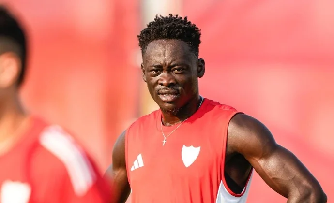 Parte médico oficial de Akor Adams y periodo estimado de baja