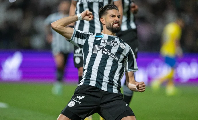 El Atlético rechaza un ofrecimiento de Yannick Carrasco y da por cerrado el capítulo de altas