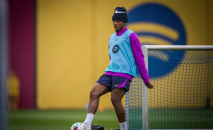 El Barcelona se ejercitó este jueves con la única baja de Ter Stegen