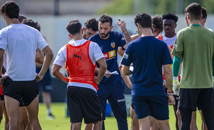 Ugrinic y Almeida no entrenan por molestias antes de recibir al Getafe