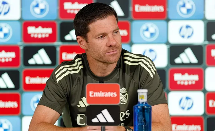 Alonso, sobre Vinicius, Huijsen, Camavinga, Rodrygo, Thiago Pitarch y el mercado