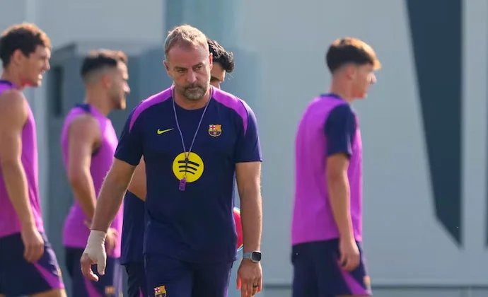 Flick trabaja con Koundé y Eric García juntos