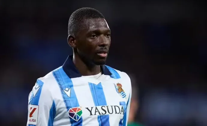 Hamari Traoré cerca de dejar la Real Sociedad y poner rumbo al Paris FC