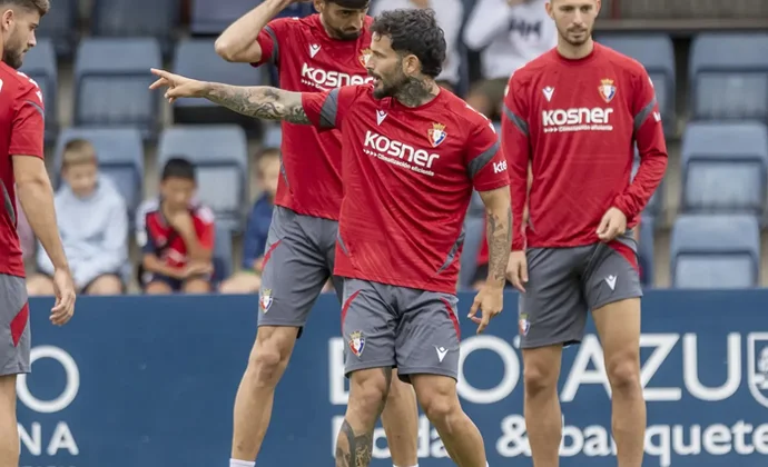 Lisci dirige la sesión de este viernes con una gran duda en el once