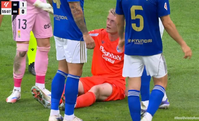 Oskarsson pide el cambio por unas molestias en el cuádriceps