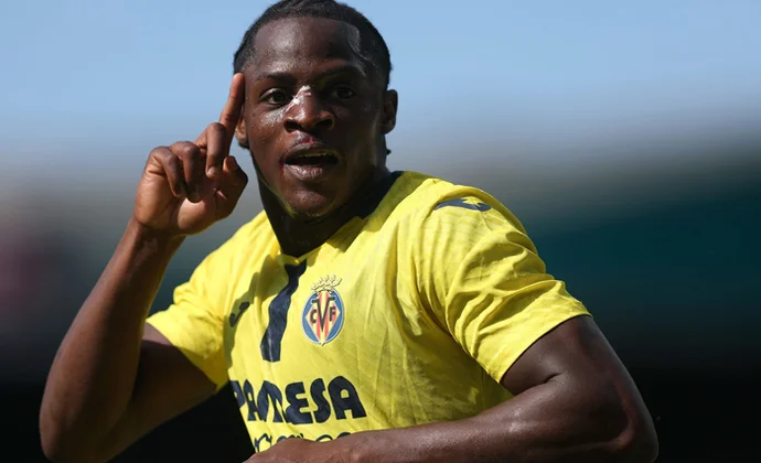 El Levante pide la cesión de Etta Eyong y el Villarreal se lo piensa