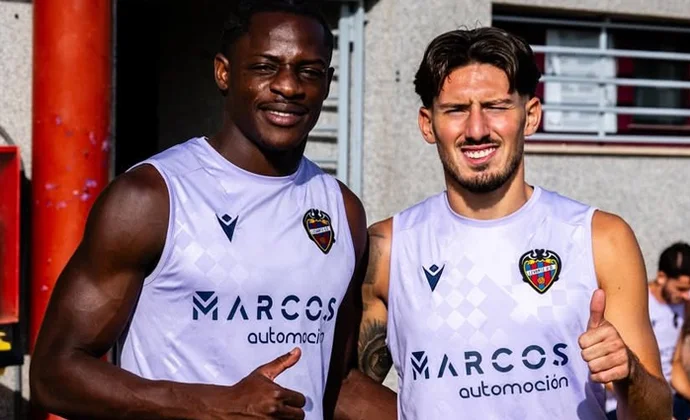 Etta Eyong y Unai Vencedor, novedades en la sesión del martes en Bunyol