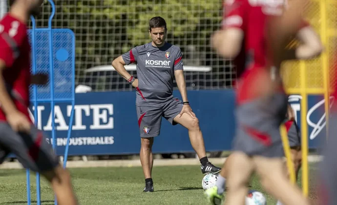 Osasuna prepara el amistoso contra el Athletic sin los tres internacionales ni Rosier
