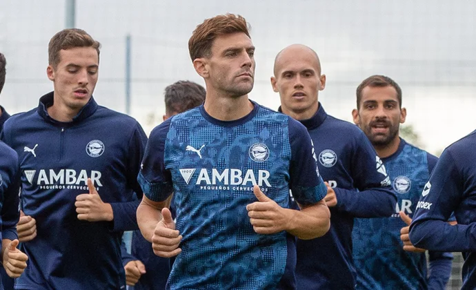 El Deportivo Alavés inicia la semana con Boyé con el grupo