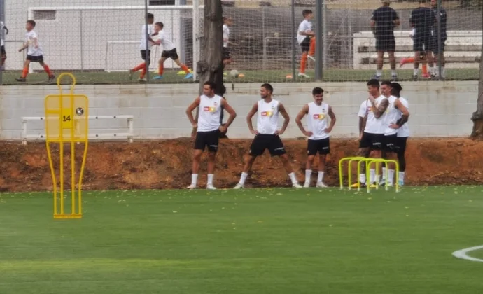 André Almeida se incorpora al grupo y la enfermería queda vacía