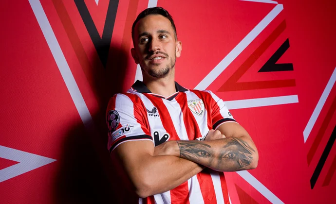 Alex Berenguer abre nuevas puertas hacia el once titular