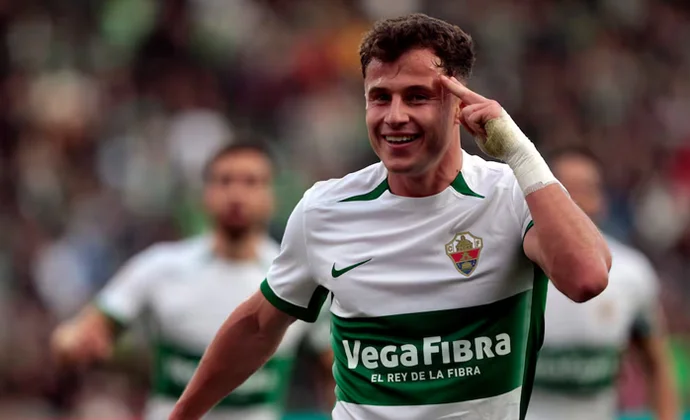 La metamorfosis de Germán Valera: de descarte che a navaja multiusos franjiverde