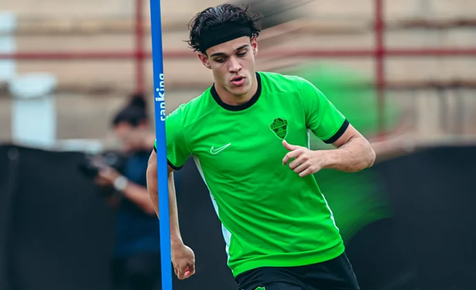 Héctor Fort y Petrot se incorporan al grupo y Álvaro Rodríguez se ausenta