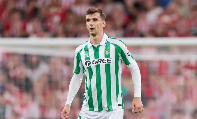 Diego Llorente vuelve a tener molestias y es duda contra el Nottingham Forest