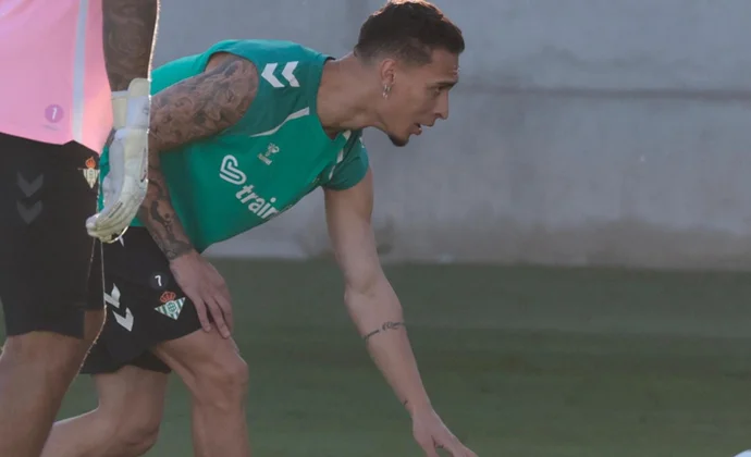 Antony apunta a titular: adaptación inmediata y momento de forma óptimo