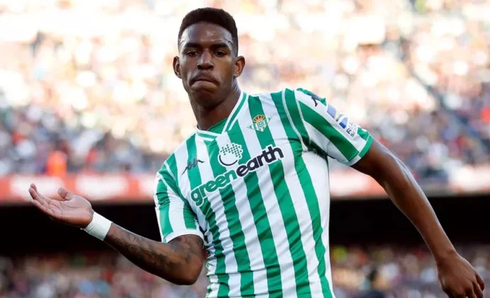 Junior se queda solo para la izquierda antes de la vorágine de partidos