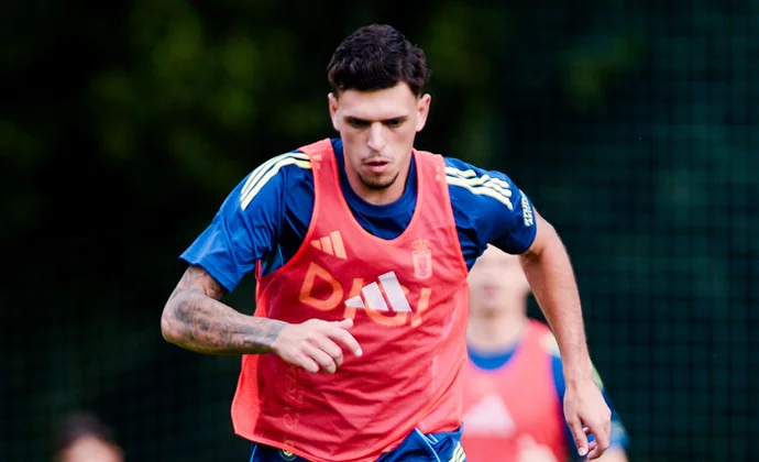 La internacionalidad de Rahim Alhassane abre la puerta a Javi López, según La Nueva España