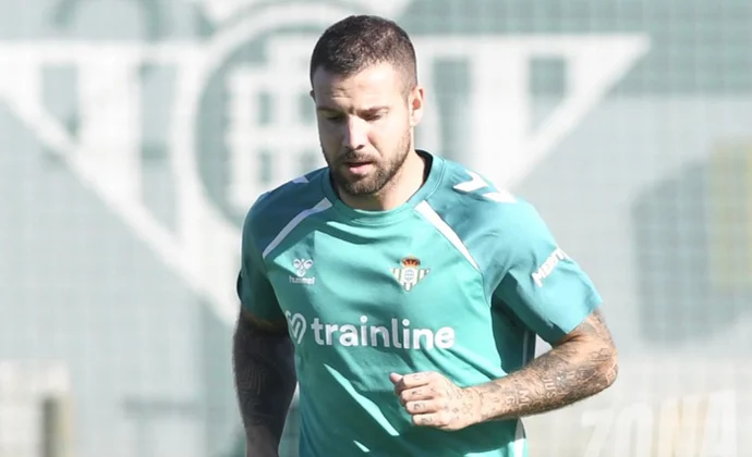 Ruibal pisa césped y entra en el ecuador de su recuperación