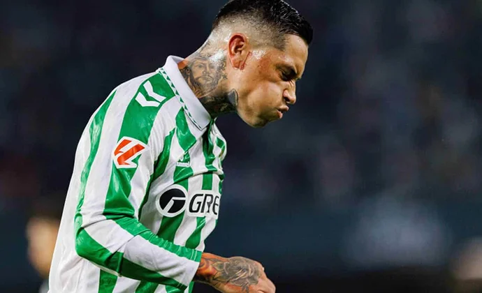 Chimy recibe una oferta de Pumas a pocas horas del cierre del mercado mexicano