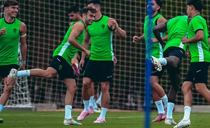 Rodrigo Mendoza y los tocados se reincorporan al grupo en la última sesión